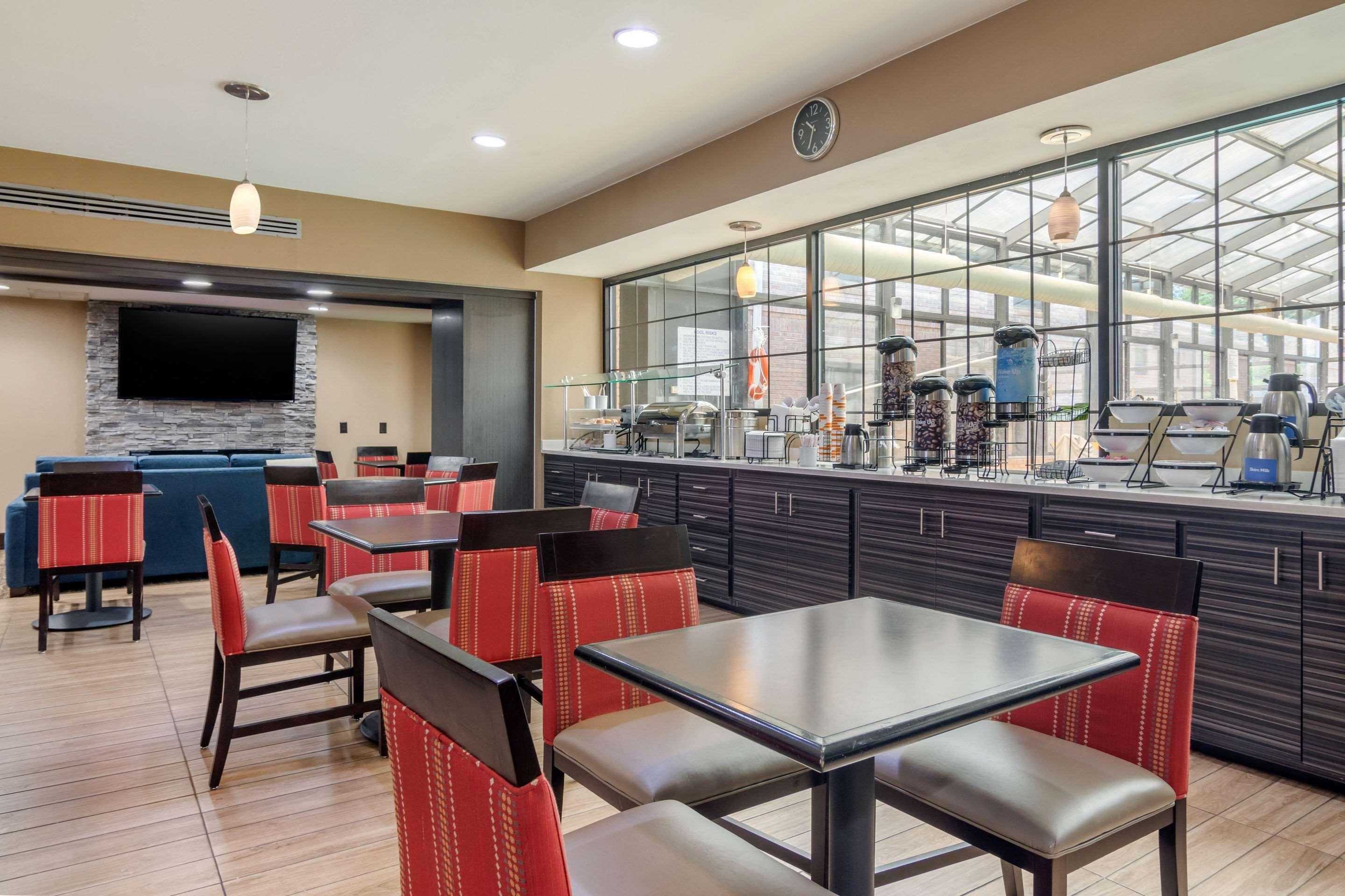 Comfort Inn & Suites Perry National Fairgrounds Area Luaran gambar