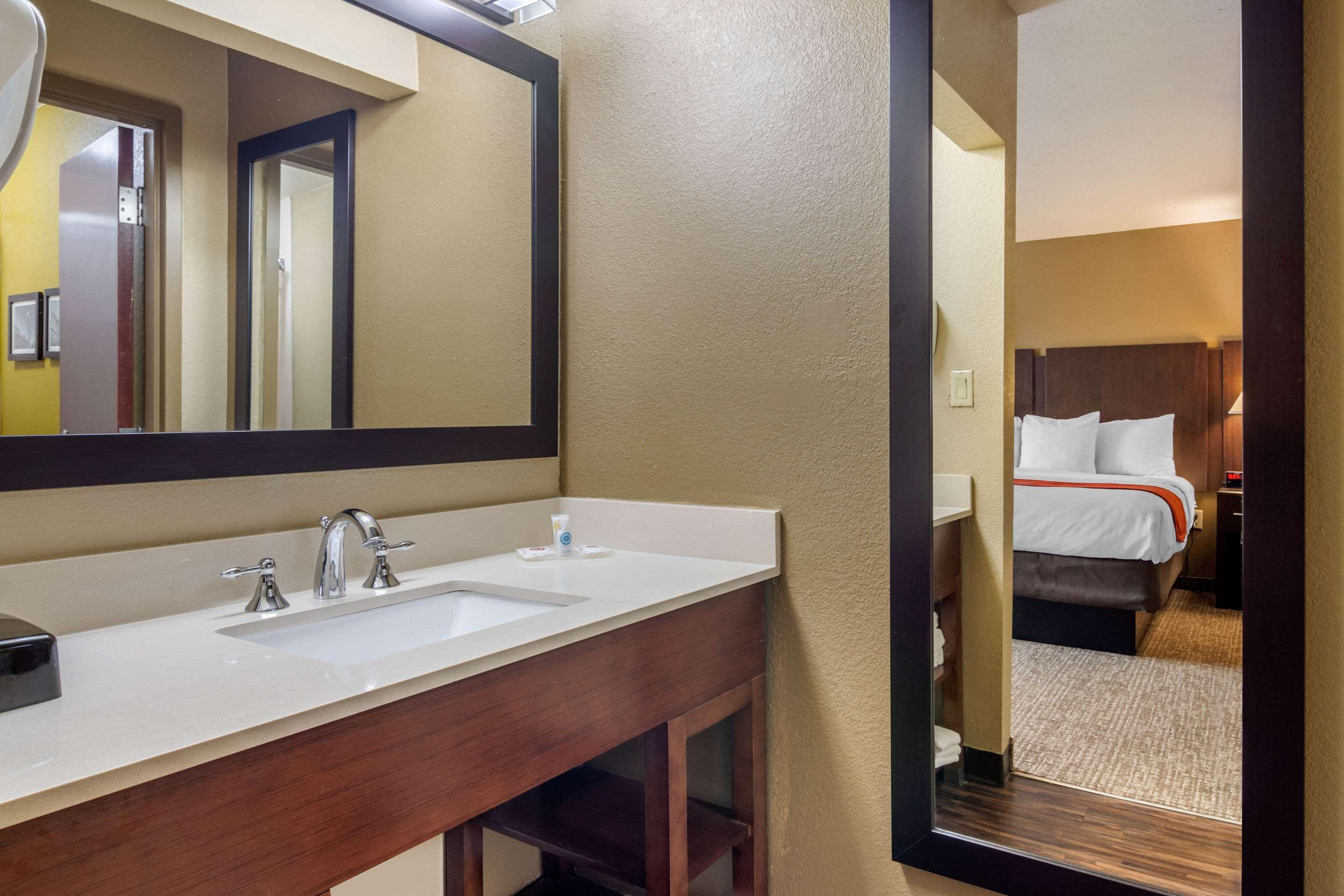 Comfort Inn & Suites Perry National Fairgrounds Area Luaran gambar